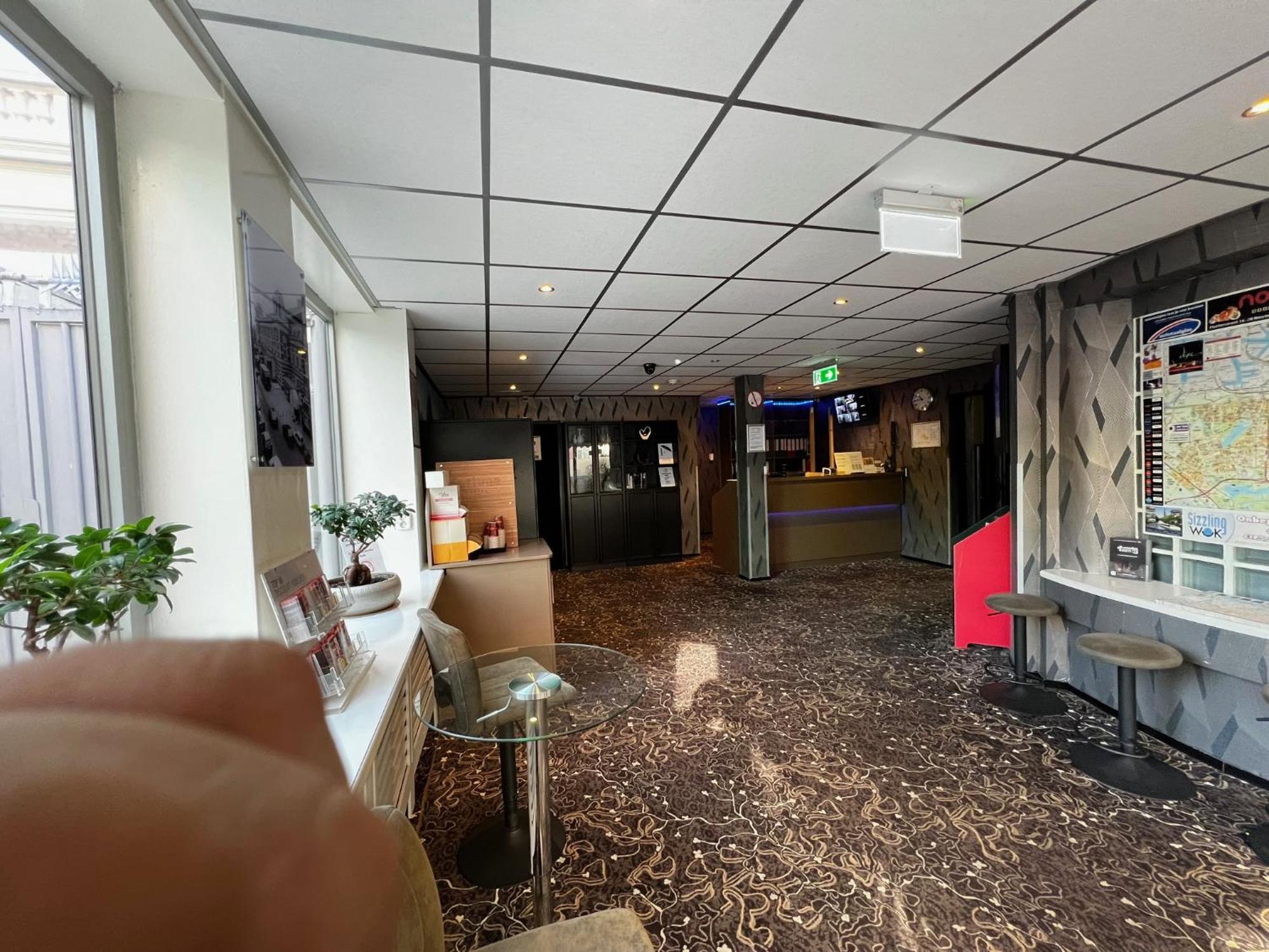 Budget Trianon Hotel Амстердам Екстер'єр фото